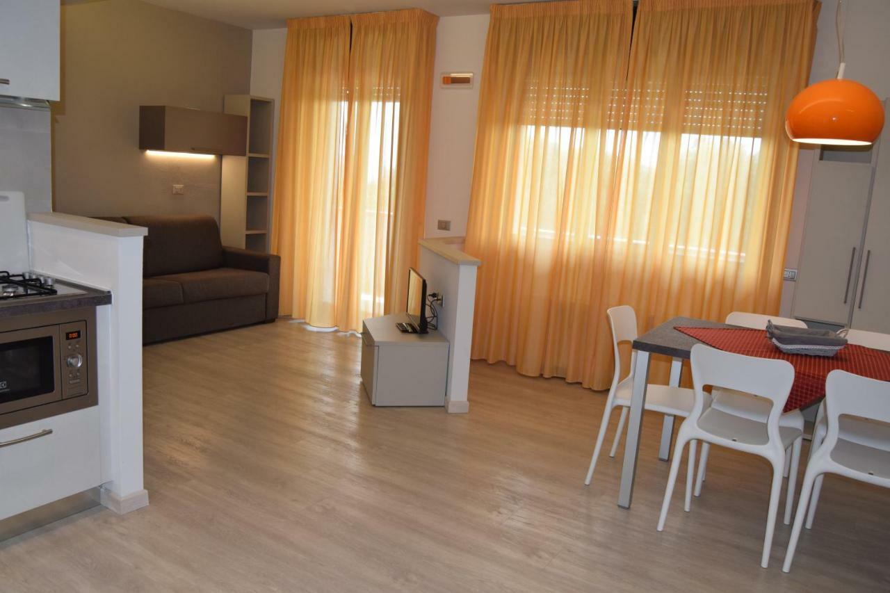 Orchidea Marina Aparthotel Tirrenia Eksteriør bilde